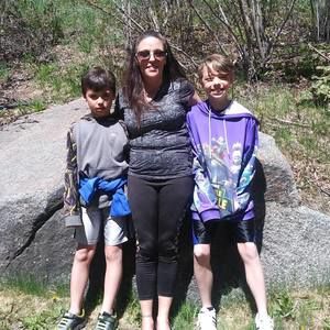 Meet your Posher, Nona